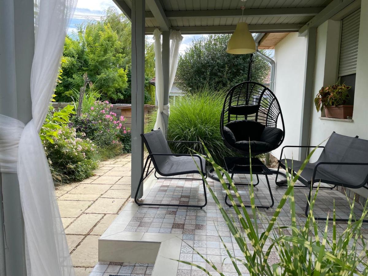 Szelrozsa Apartmanhaz Velence Buitenkant foto