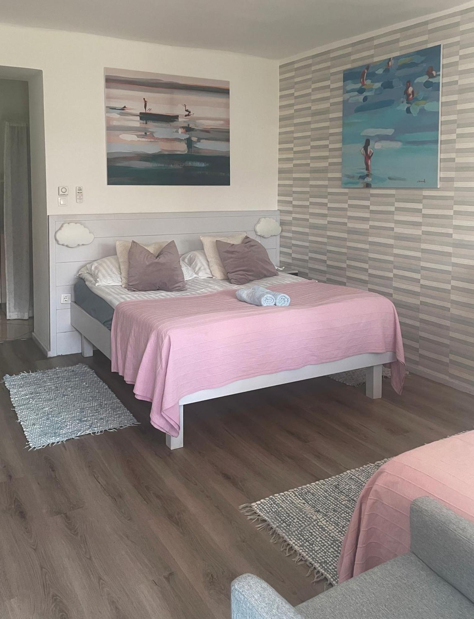 Szelrozsa Apartmanhaz Velence Buitenkant foto